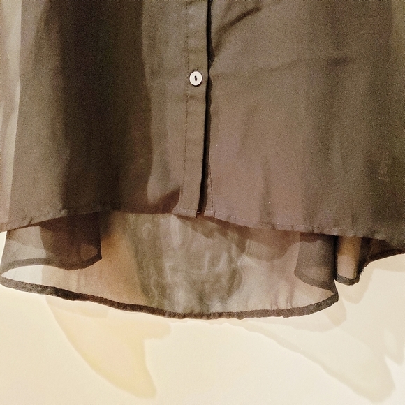 FCNY Sheer Black Sleevless Button Down Top - Picture 4 of 7